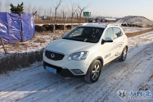 純SUV-大連龐大雙龍汽車越野試駕會啟幕