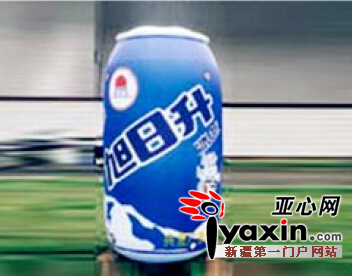 玻璃瓶汽水再度風靡烏魯木齊 每天銷售10萬瓶左右 玻璃瓶汽水再度風靡烏魯木齊 每天銷售10萬瓶左右