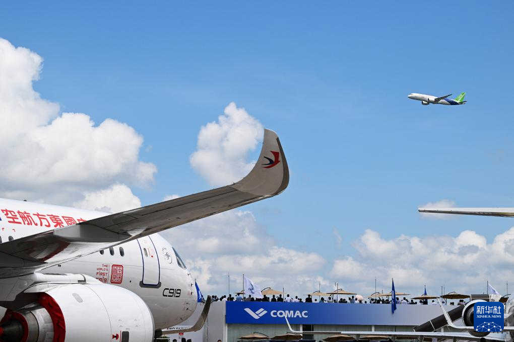 中國產C919和ARJ21飛機首