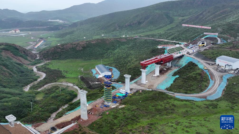 西成鐵路甘肅段建設(shè)加